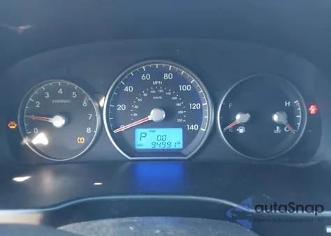 2012 Hyundai Santa Fe Se z USA, uszkodzony, nr VIN 5XYZHDAG1CG166528